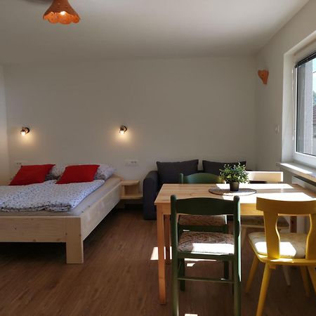 Apartma Pr' Stengarju Apartamento Bohinjska Bela Exterior foto
